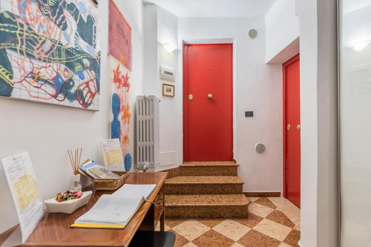 Monolocale Sui Tetti Di Bologna - Via Indipendenza Appartement Buitenkant foto