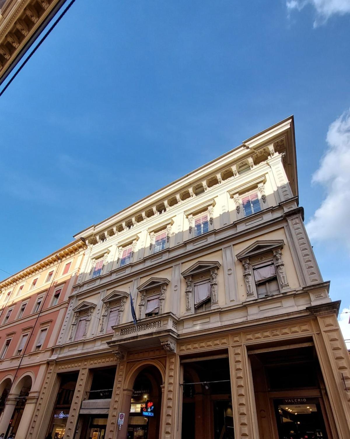 Monolocale Sui Tetti Di Bologna - Via Indipendenza Appartement Buitenkant foto