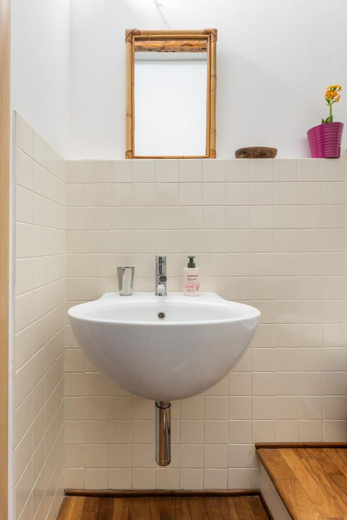 Monolocale Sui Tetti Di Bologna - Via Indipendenza Appartement Buitenkant foto